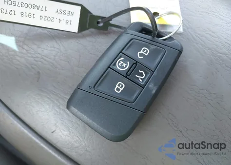 2024 Volkswagen Jetta 1.5T Sel z USA, uszkodzony, nr VIN 3VWGM7BUXRM082130